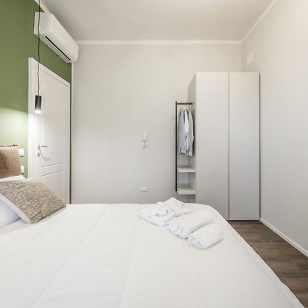 Cucchiari Suite 4B Modena Exterior foto